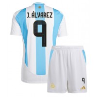 Maglie da calcio Argentina Julian Alvarez #9 Prima Maglia Bambino Copa America 2024 Manica Corta (+ Pantaloni corti)